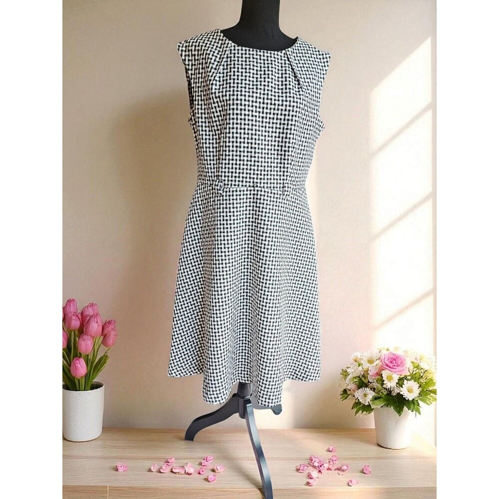 Shelby and Palmer Sleeveless Dress - Size 12 (Best Fit for Size 10), No Belt